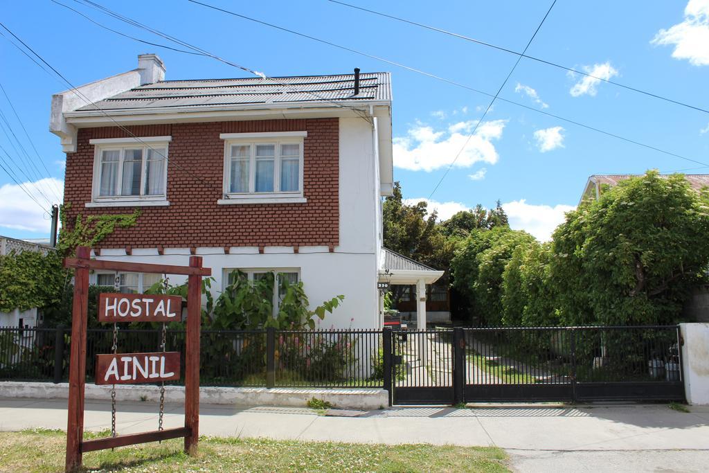 Hostal Y Cabanas Ainil Punta Arenas Eksteriør bilde
