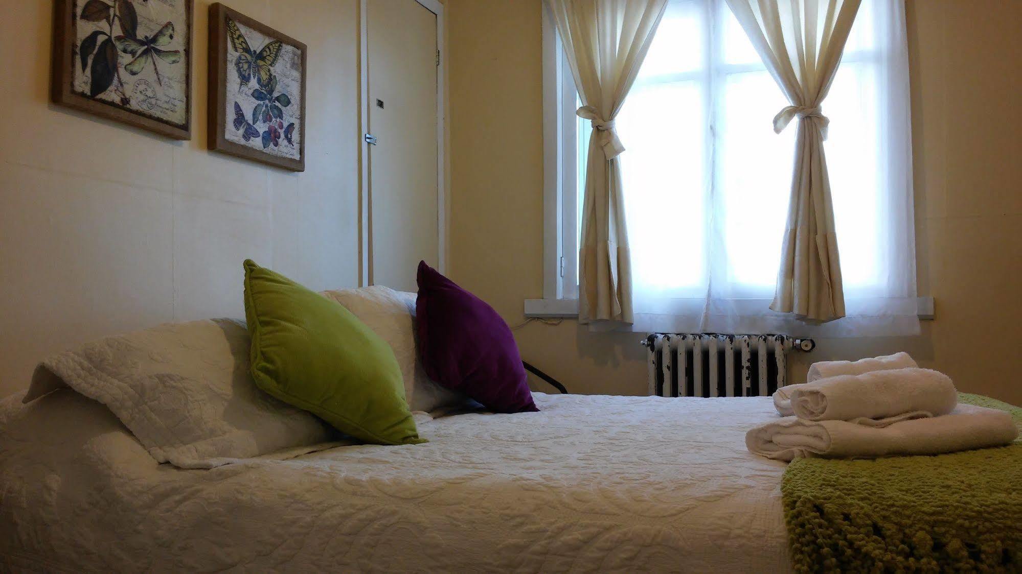 Hostal Y Cabanas Ainil Punta Arenas Eksteriør bilde