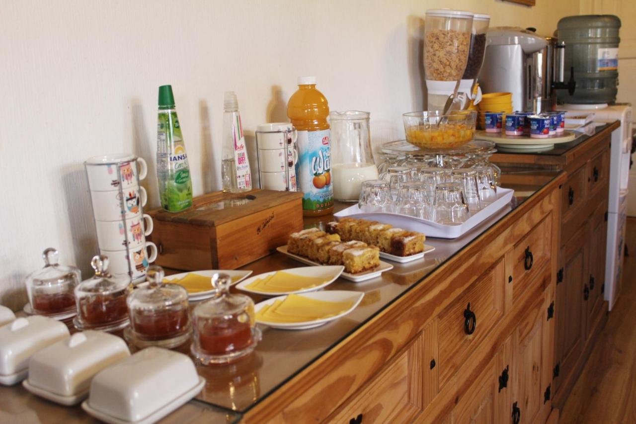 Hostal Y Cabanas Ainil Punta Arenas Eksteriør bilde