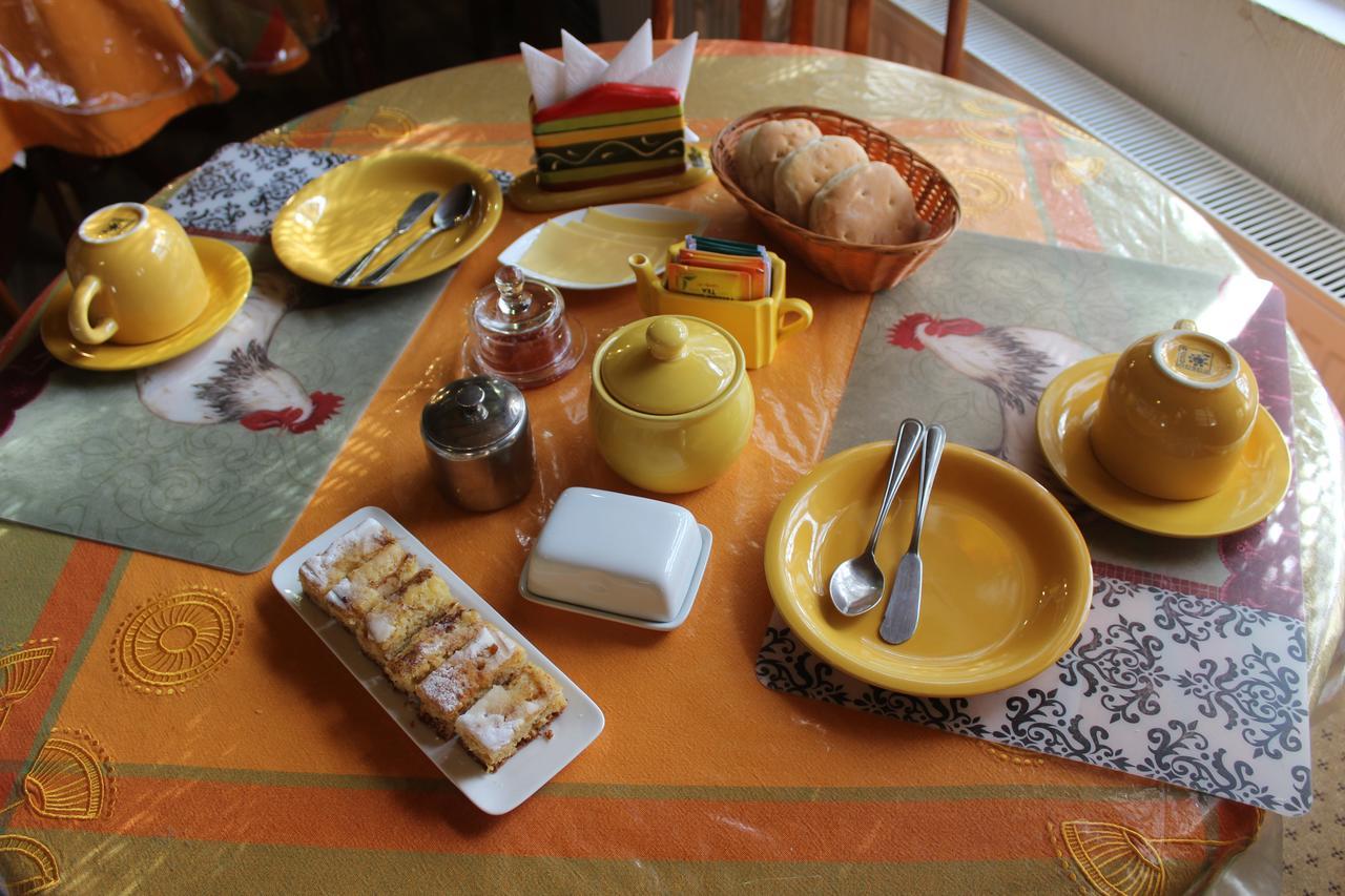 Hostal Y Cabanas Ainil Punta Arenas Eksteriør bilde
