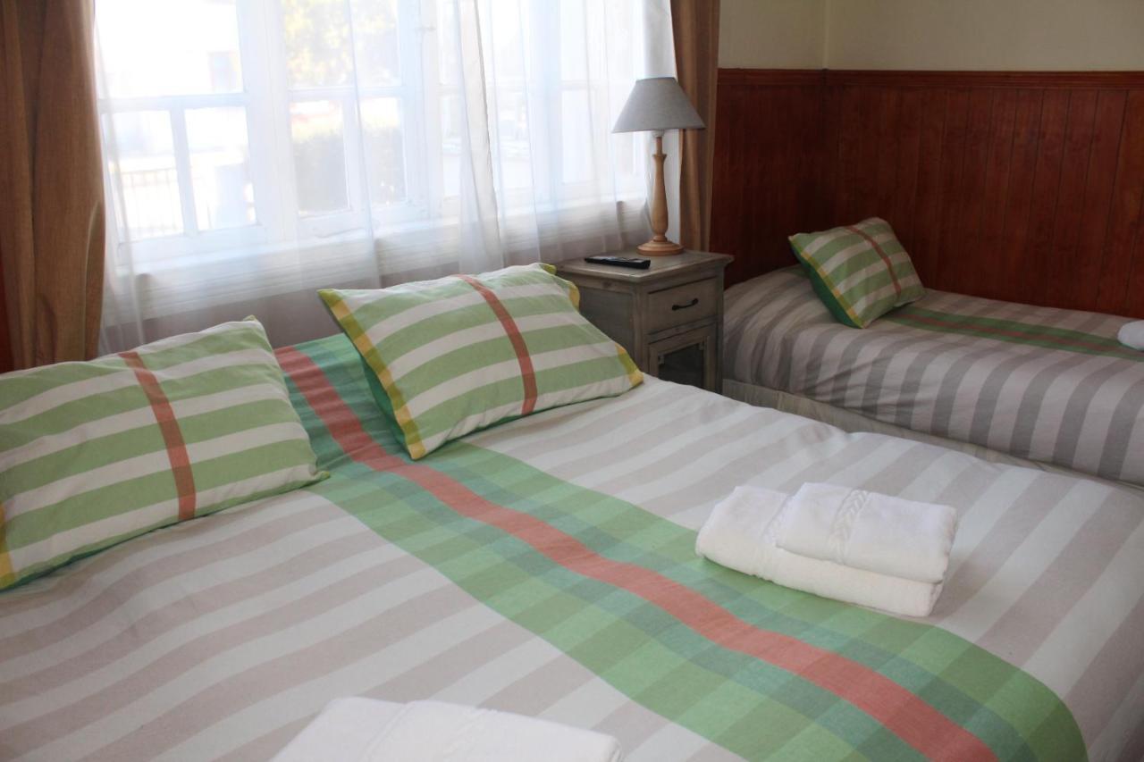 Hostal Y Cabanas Ainil Punta Arenas Eksteriør bilde