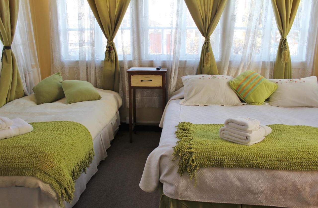 Hostal Y Cabanas Ainil Punta Arenas Eksteriør bilde