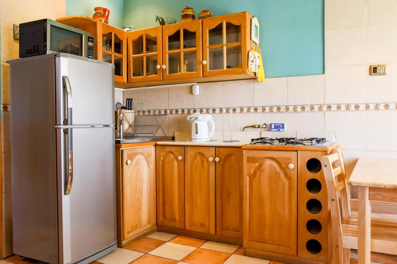 Hostal Y Cabanas Ainil Punta Arenas Eksteriør bilde