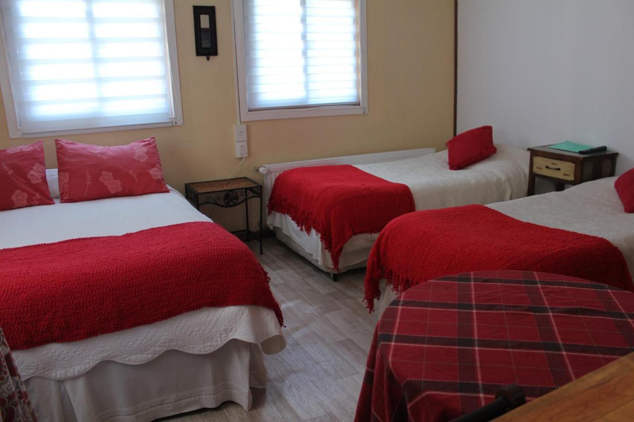 Hostal Y Cabanas Ainil Punta Arenas Eksteriør bilde